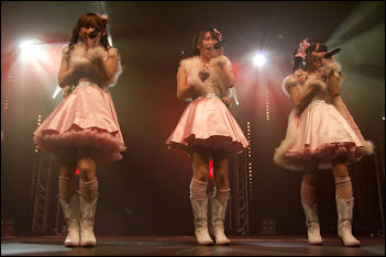 20111108-Wiki C AKB48 at  Japan Expo 2010.jpg